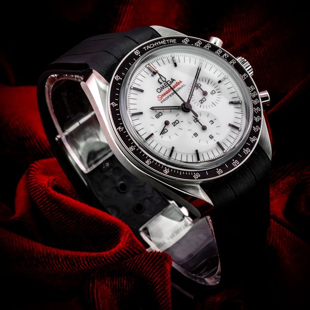 Omega Speedmaster Moonwatch Professional 310.32.42.50.04.001 Image 4